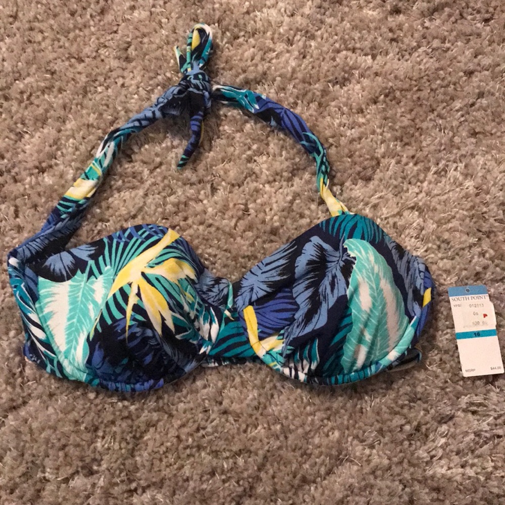 NWT bikini top